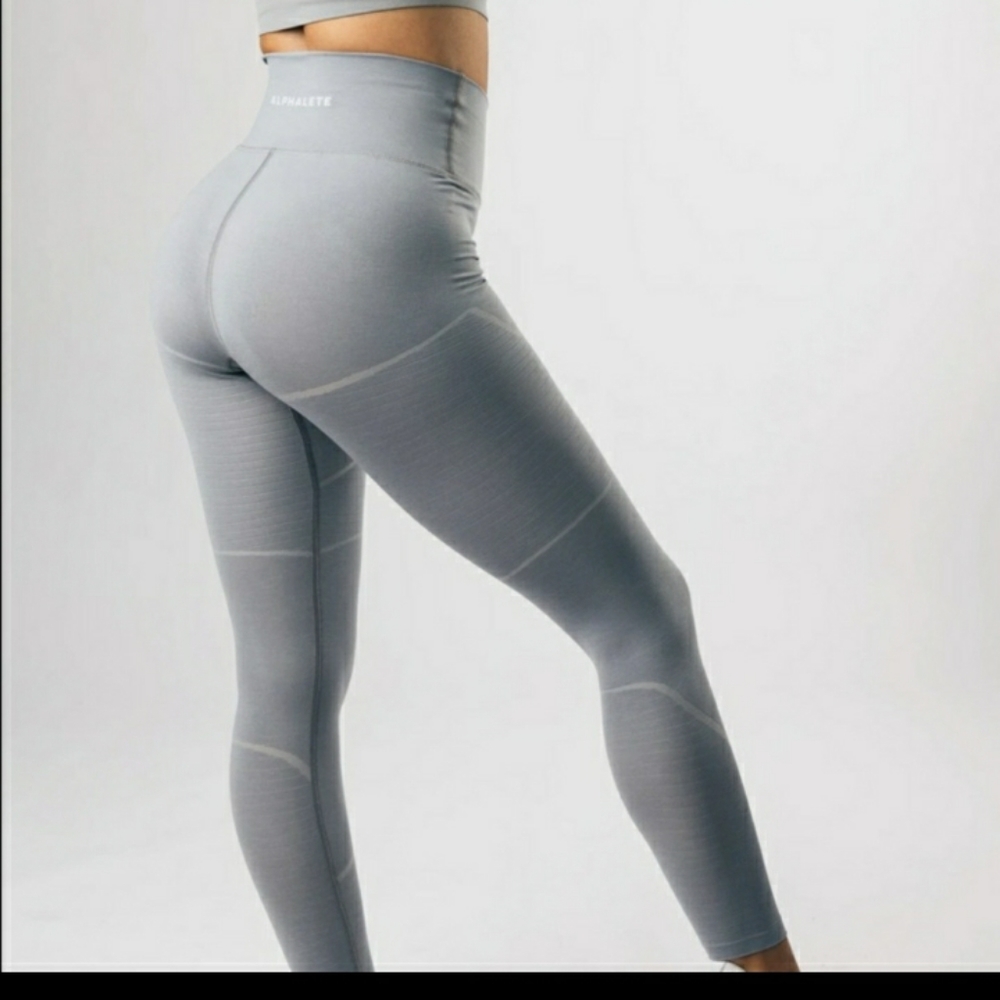 Alphalete OG revival leggings